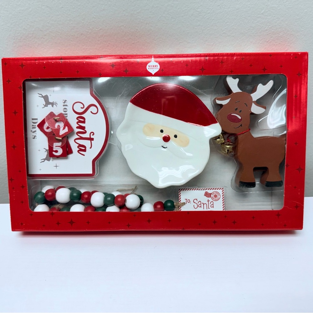 New Aldi Reindeer and Santa Holiday Tray Objects
- Santa Stops Here Collection